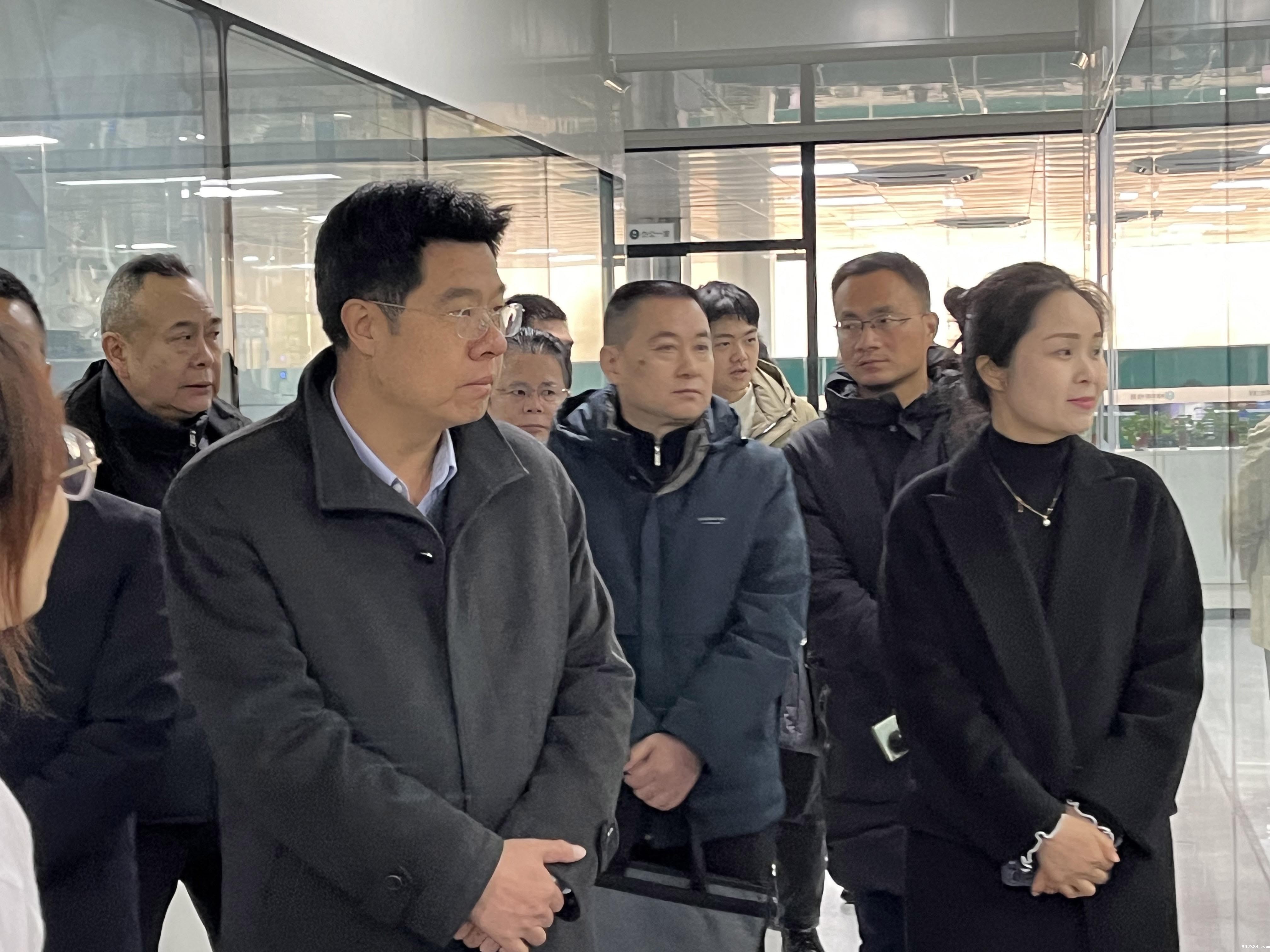 1708680506361407.jpg 3-1.jpg