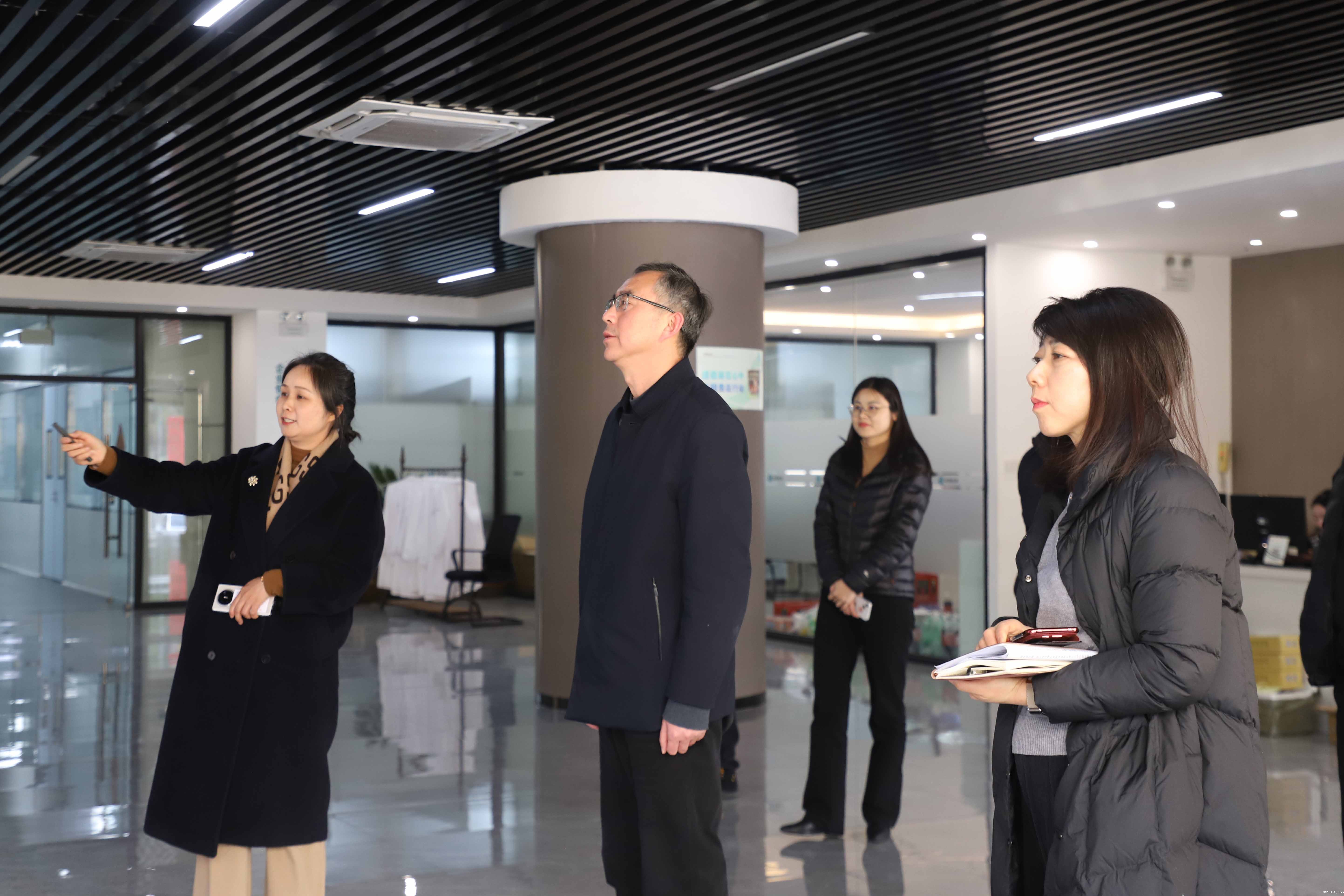 1738980592499901.jpg 2.jpg